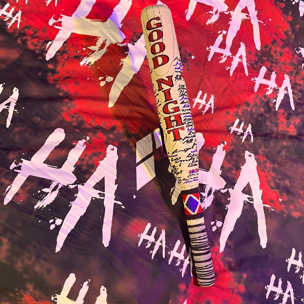 HARLEYS BAT!